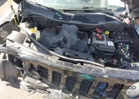 2015 Jeep Patriot High Altitude Edition из США, поврежденный, VIN 1C4NJRFB6FD292349